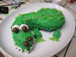 regular shot of the gator cake